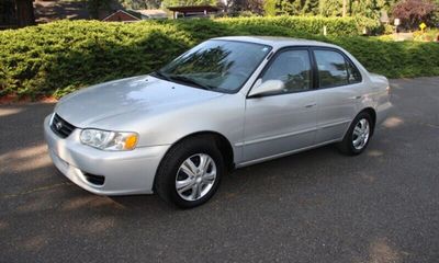 2002 Toyota Corolla LE