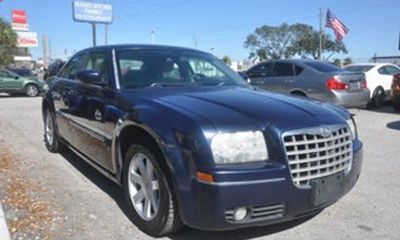 2005 Chrysler 300 Base Limited Touring