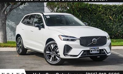 2026 Volvo XC60 Plus Dark
