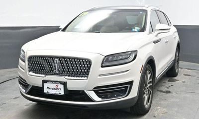 2019 Lincoln Nautilus Reserve