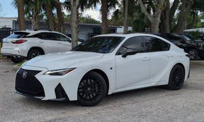 2024 Lexus IS