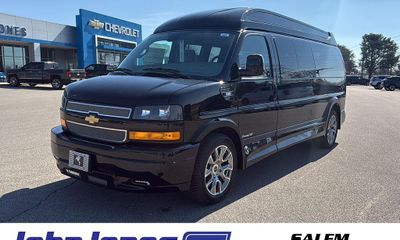 2026 Chevrolet Express EXT
