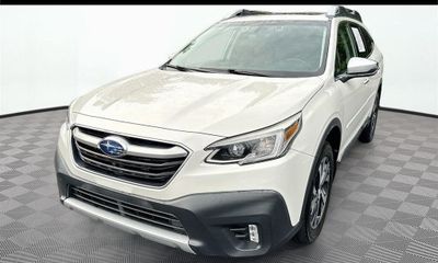 2021 Subaru Outback Touring M R