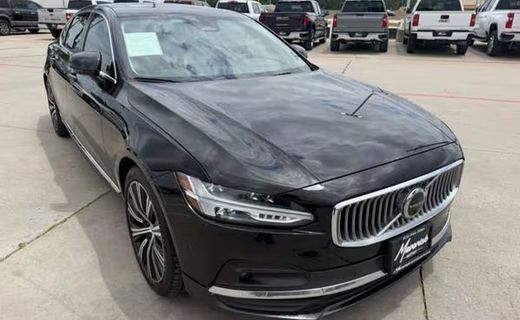 2023 Volvo S90 Plus Bright With