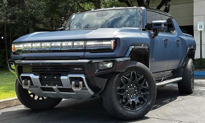 2025 GMC Hummer EV Pickup 2X