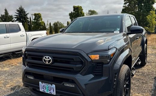 2025 Toyota Tacoma SR5
