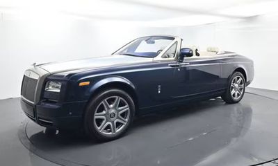 2016 Rolls-Royce Phantom Drophead Coupe
