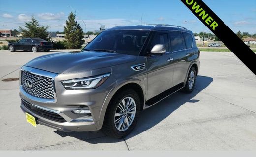 2019 Infiniti QX80 Luxe