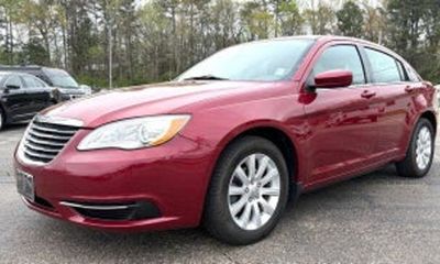2013 Chrysler 200 Touring