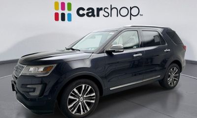 2017 Ford Explorer Platinum