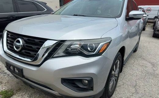 2019 Nissan Pathfinder S