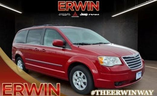 2009 Chrysler Town AND Country