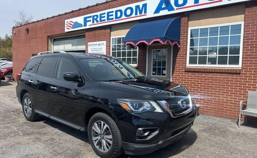 2019 Nissan Pathfinder SV