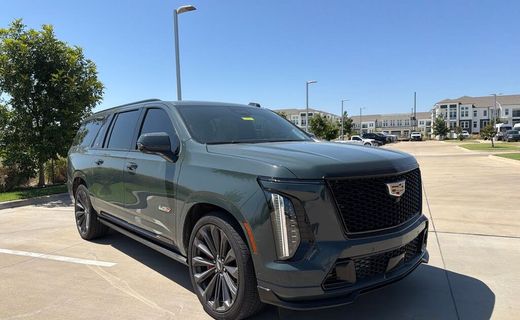 2025 Cadillac Escalade ESV