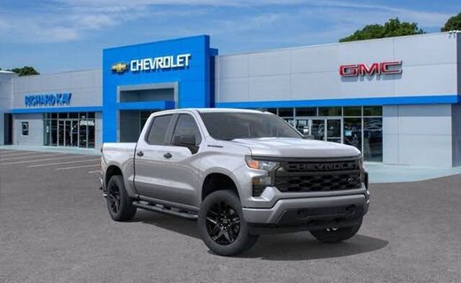 2026 Chevrolet Silverado Custom