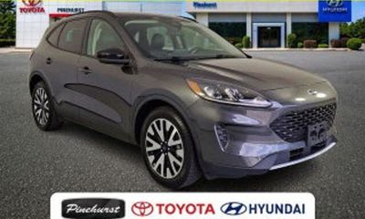 2022 Ford Escape SEL Fhev