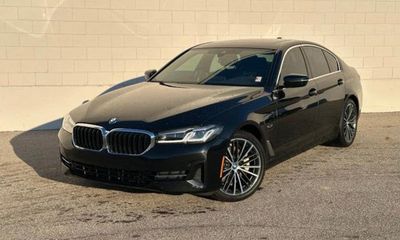 2023 BMW 530e 530XE