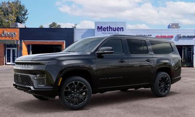2026 Jeep Grand Wagoneer L Summit