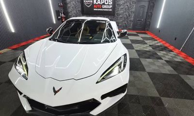 2020 Chevrolet Corvette Standard 1LT