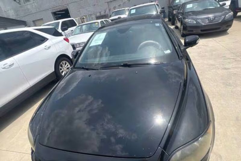 2008 Volvo C70 — a typically priced live listing