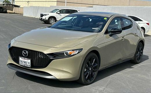 2024 Mazda MAZDA3 Carbon Turbo