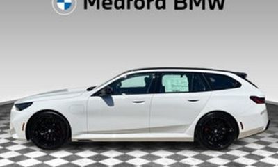 2027 BMW M5