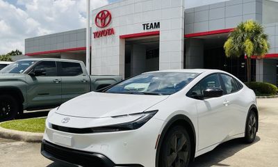 2026 Toyota Prius LE