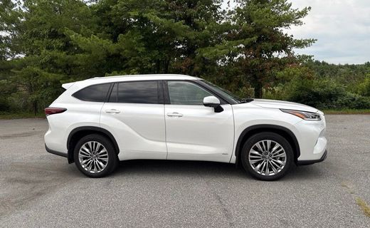 2026 Toyota Highlander Platinum