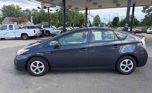 2014 Toyota Prius Three