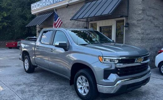 2025 Chevrolet Silverado LT