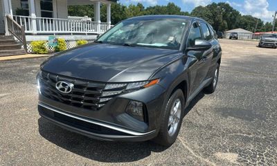 2023 Hyundai Tucson SE