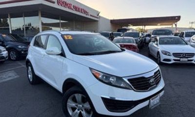 2012 Kia Sportage GL Middle LOW