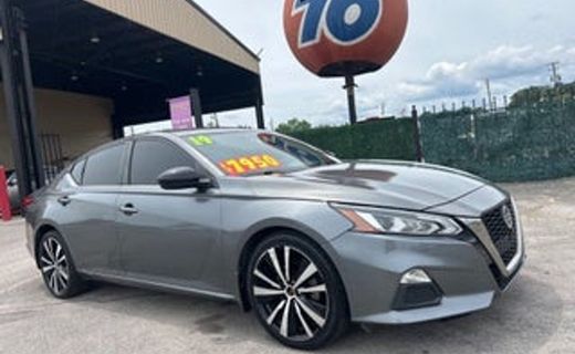 2019 Nissan Altima SR