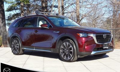 2025 Mazda CX-90 Premium Plus