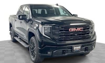 2024 GMC Sierra AT4