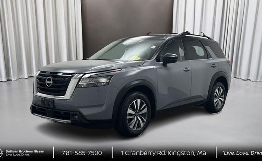 2024 Nissan Pathfinder SL