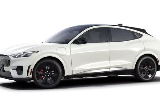2025 Ford Mustang Mach-E GT