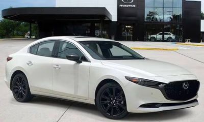 2026 Mazda MAZDA3 Premium Plus