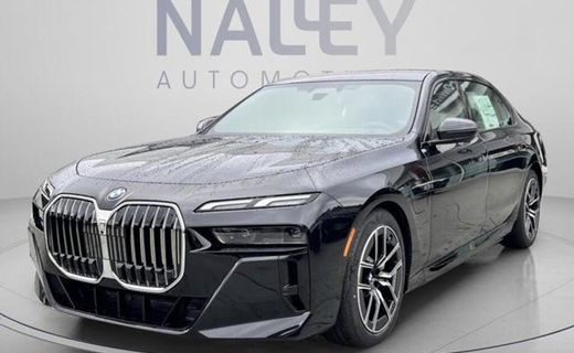 2026 BMW 750e xDrive