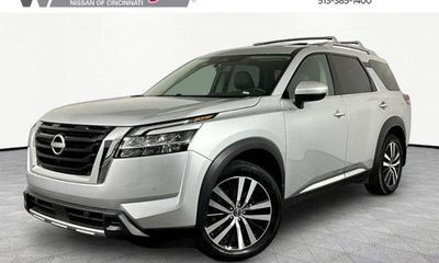 2023 Nissan Pathfinder Platinum