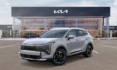 2027 Kia Sportage EX