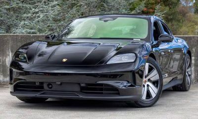 2026 Porsche Taycan 4