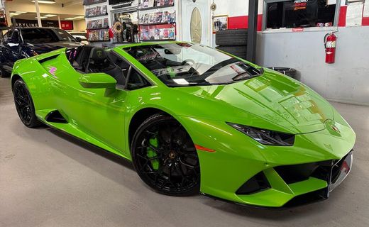 2024 Lamborghini Huracan EVO Spyder
