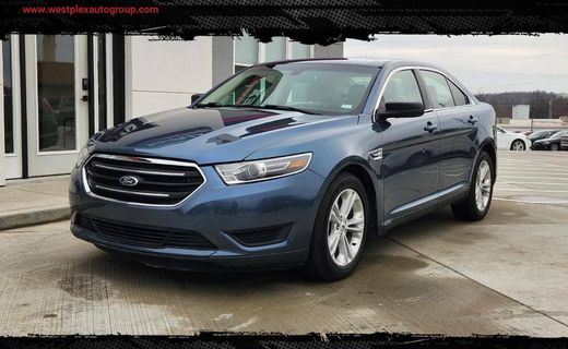 2018 Ford Taurus SE