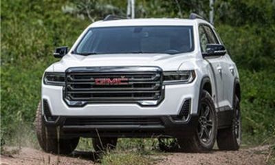 2025 GMC Acadia Elevation