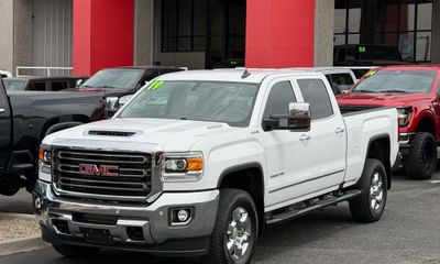 2019 GMC Sierra HD SLT