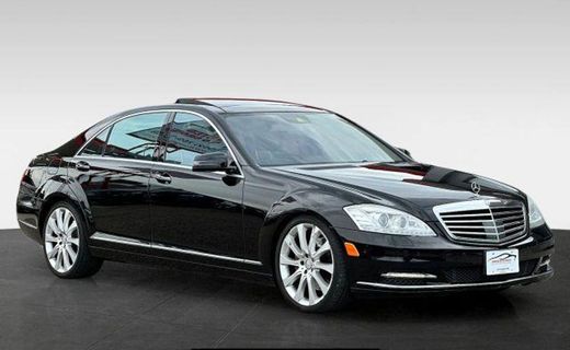 2013 Mercedes-Benz S-Class S550V