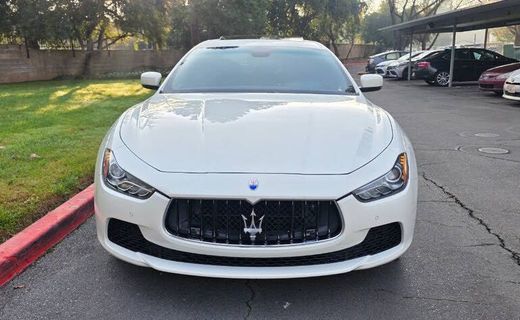 2014 Maserati Ghibli S Q4