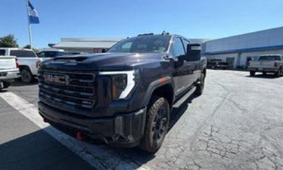 2024 GMC Sierra HD AT4