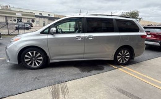 2017 Toyota Sienna